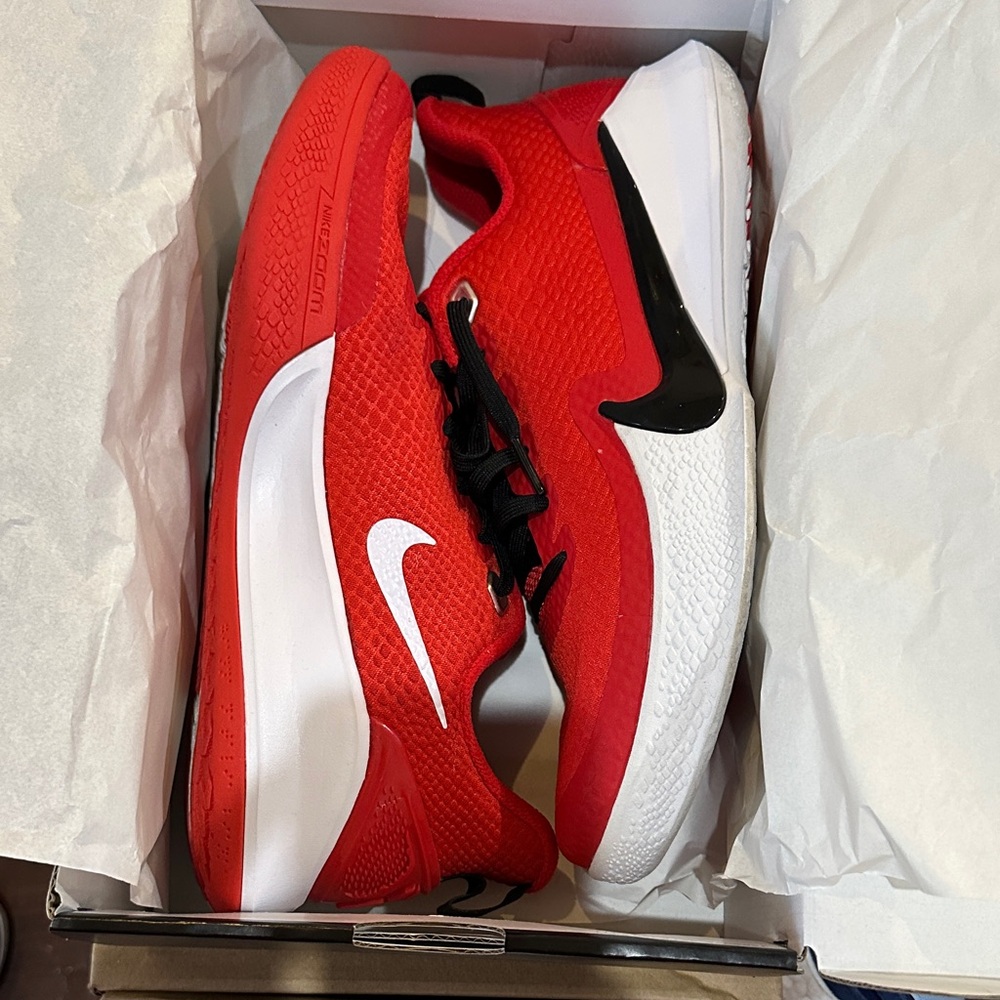 Kobe Mamba Focus TB - University Red/Black/White